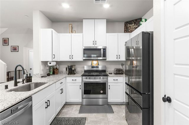 7489 Onyx Star Street, North Las Vegas, NV 89084