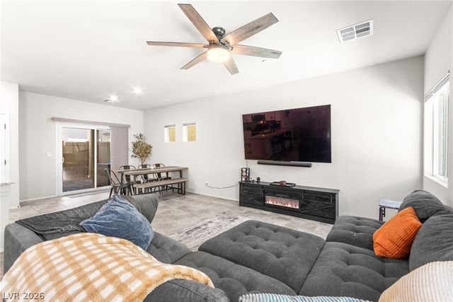 7489 Onyx Star Street, North Las Vegas, NV 89084