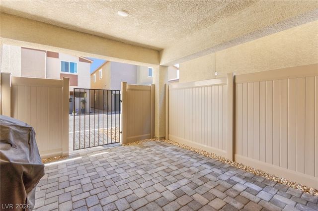 7489 Onyx Star Street, North Las Vegas, NV 89084