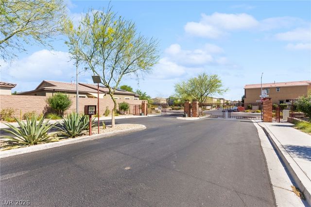 7489 Onyx Star Street, North Las Vegas, NV 89084