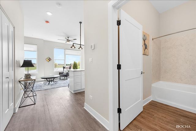 1101 Ritter Street 304, North Aurora, IL 60542
