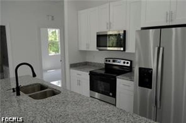2611 Carol PL, Lehigh Acres, FL 33971