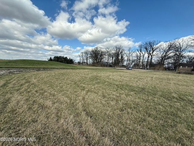 17345 Reams Road, Bowling Green, OH 43402