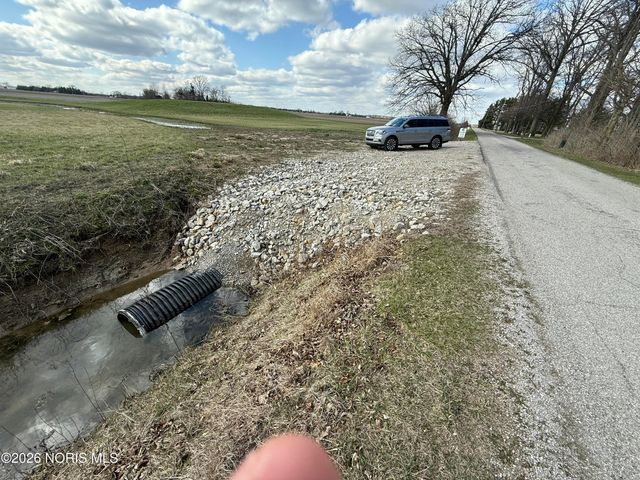 17345 Reams Road, Bowling Green, OH 43402