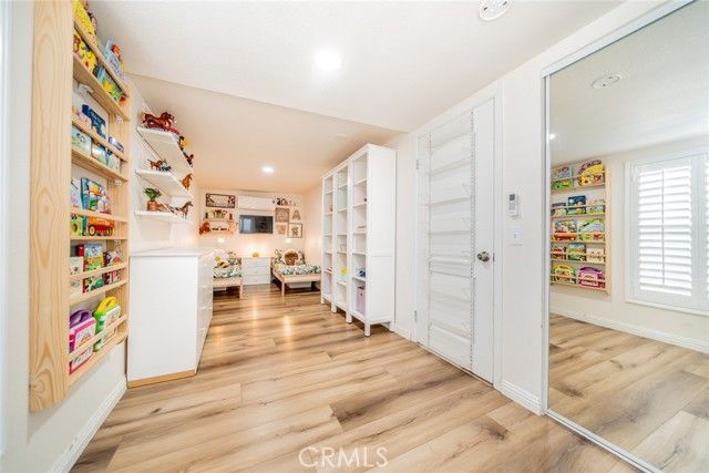 989 3rd, Norco, CA 92860