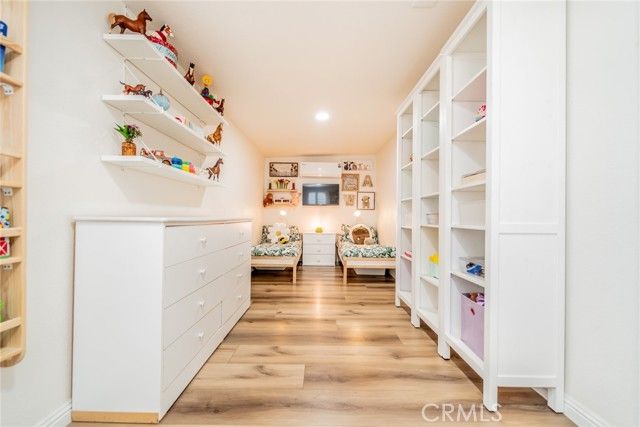 989 3rd, Norco, CA 92860