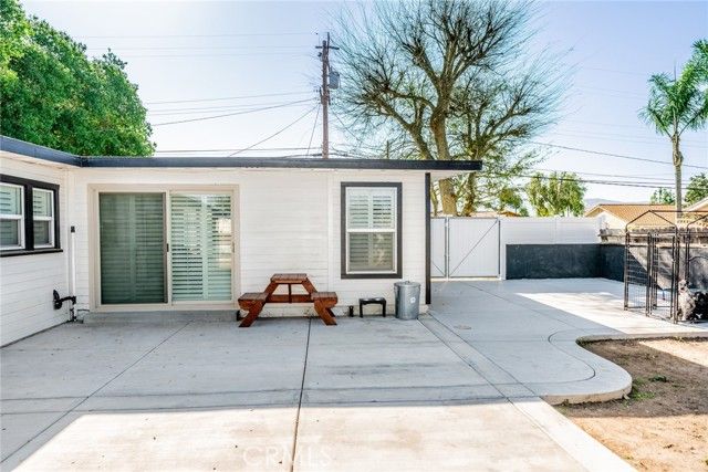 989 3rd, Norco, CA 92860