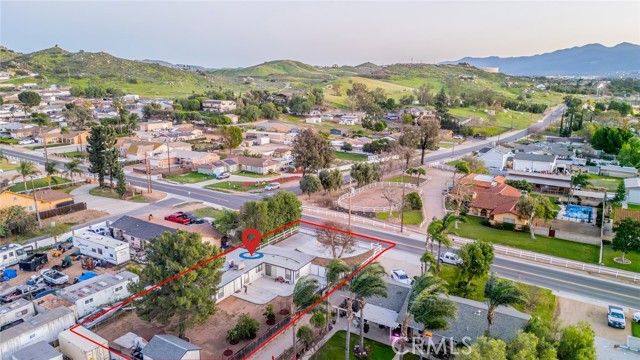 989 3rd, Norco, CA 92860