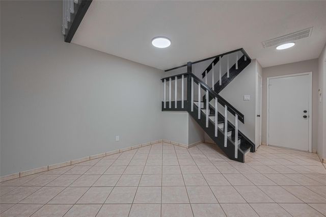 3224 Windchase Boulevard 495, Houston, TX 77082