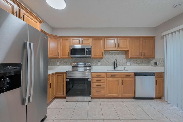 3224 Windchase Boulevard 495, Houston, TX 77082