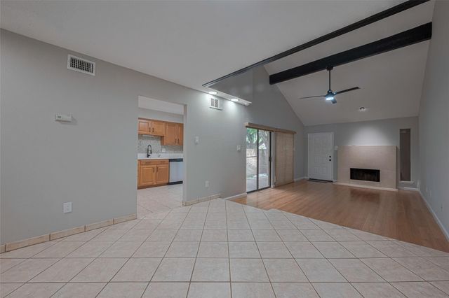 3224 Windchase Boulevard 495, Houston, TX 77082