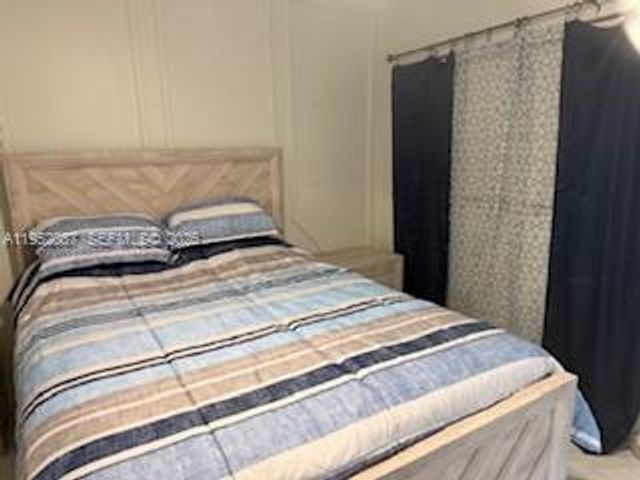 900 SW 11th Ave 4C, Hallandale Beach, FL 33009