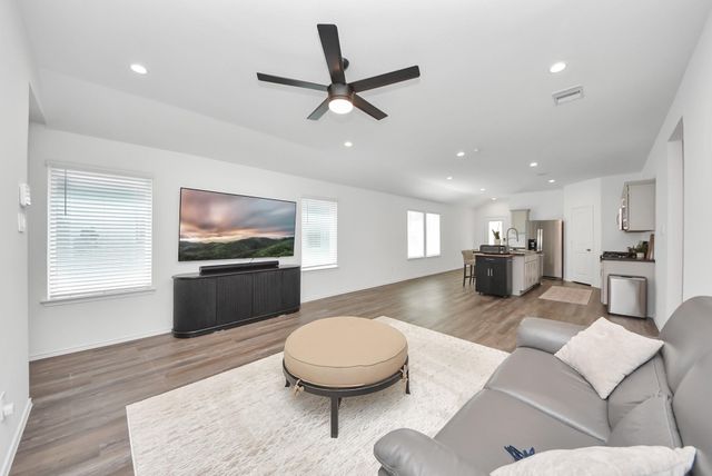 24435 Saddlestone Green Drive, Spring, TX 77373