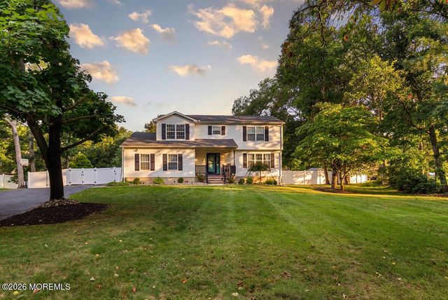 1 Mirta Court, Jackson, NJ 08527