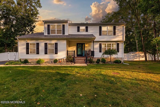 1 Mirta Court, Jackson, NJ 08527