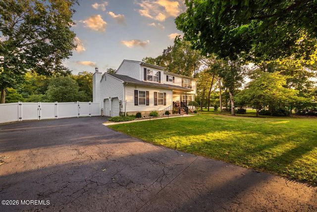 1 Mirta Court, Jackson, NJ 08527
