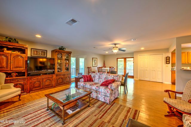 39 Harrison Road, Bay Saint Louis, MS 39520