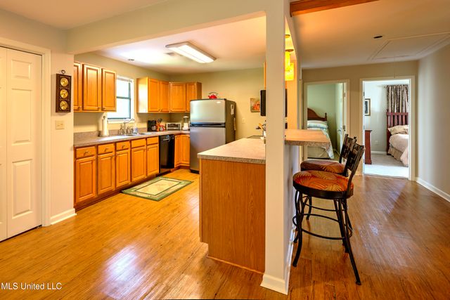 39 Harrison Road, Bay Saint Louis, MS 39520