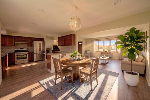 1838 Bluebird Lane, Munster, IN 46321