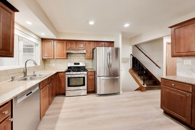1838 Bluebird Lane, Munster, IN 46321