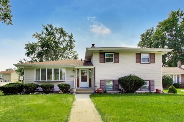 1838 Bluebird Lane, Munster, IN 46321