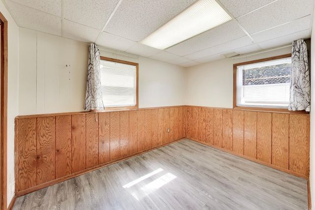 1838 Bluebird Lane, Munster, IN 46321