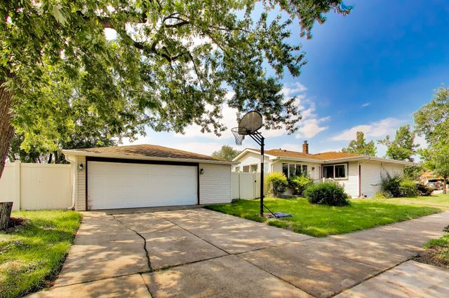 1838 Bluebird Lane, Munster, IN 46321