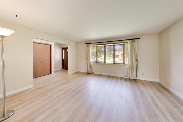 1838 Bluebird Lane, Munster, IN 46321