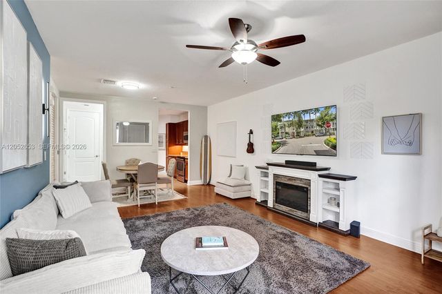 417 SW 13th Terrace 417, Fort Lauderdale, FL 33312