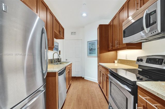 417 SW 13th Terrace 417, Fort Lauderdale, FL 33312