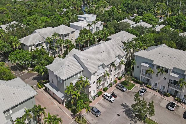 417 SW 13th Terrace 417, Fort Lauderdale, FL 33312