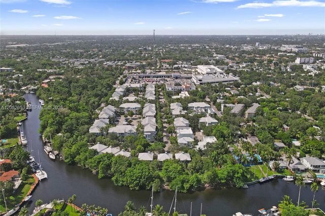 417 SW 13th Terrace 417, Fort Lauderdale, FL 33312