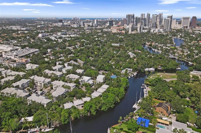 417 SW 13th Terrace 417, Fort Lauderdale, FL 33312