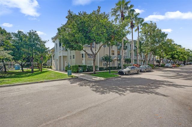417 SW 13th Terrace 417, Fort Lauderdale, FL 33312