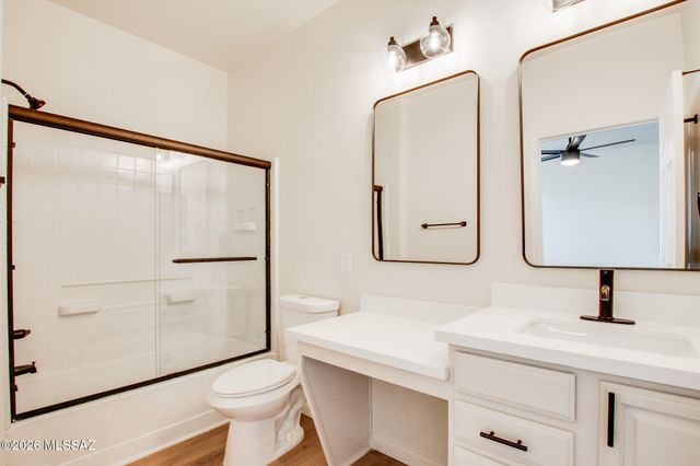 8296 W Razorbill Drive, Tucson, AZ 85757