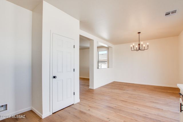 8296 W Razorbill Drive, Tucson, AZ 85757