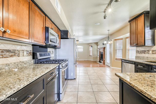 11260 BLUE BARREL Street, El Paso, TX 79934