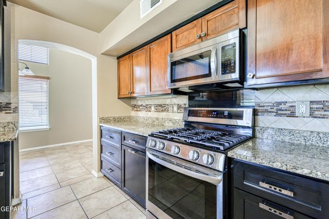 11260 BLUE BARREL Street, El Paso, TX 79934