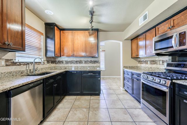 11260 BLUE BARREL Street, El Paso, TX 79934