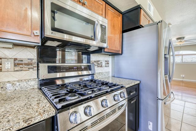 11260 BLUE BARREL Street, El Paso, TX 79934