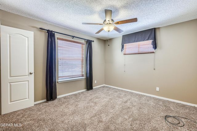 11260 BLUE BARREL Street, El Paso, TX 79934