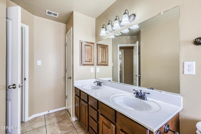 11260 BLUE BARREL Street, El Paso, TX 79934