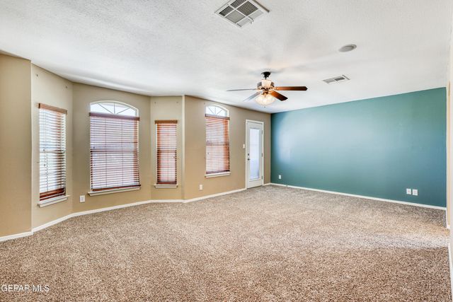 11260 BLUE BARREL Street, El Paso, TX 79934