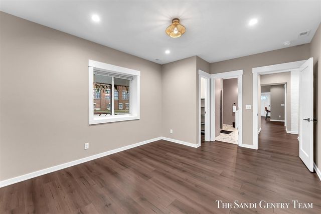 300 N 7th Street Unit 1- Main, Grand Haven, MI 49417