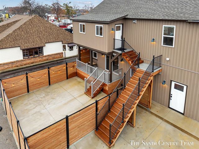 300 N 7th Street Unit 1- Main, Grand Haven, MI 49417