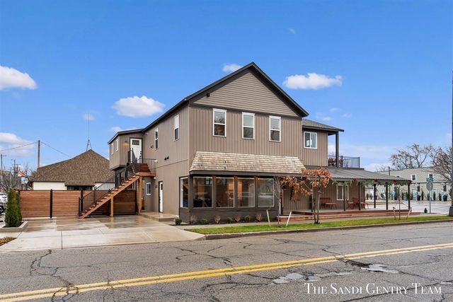 300 N 7th Street Unit 1- Main, Grand Haven, MI 49417