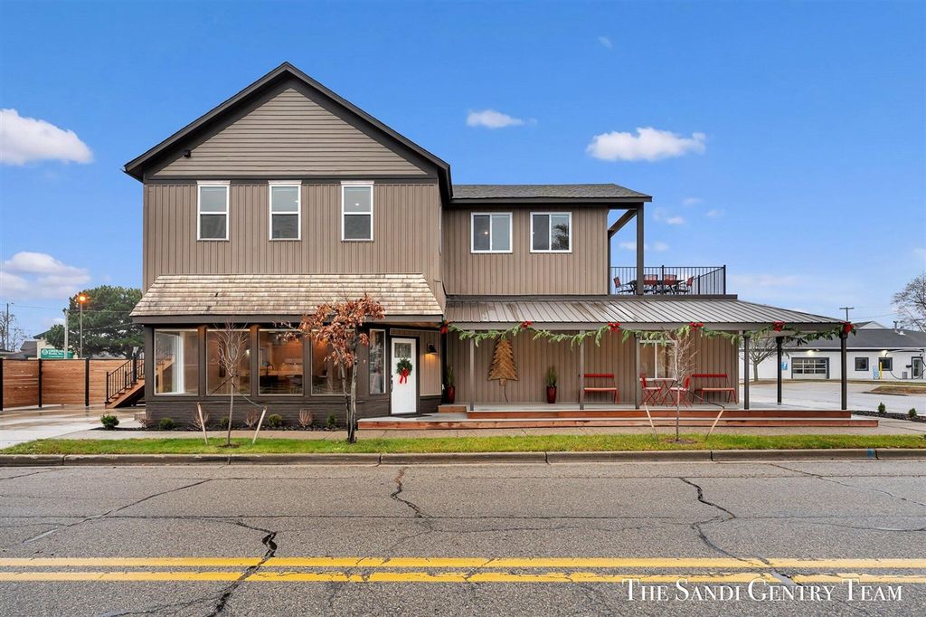 300 N 7th Street Unit 1- Main, Grand Haven, MI 49417