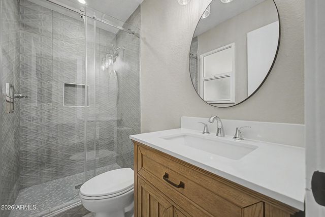 3628 W BANFF Lane, Phoenix, AZ 85053