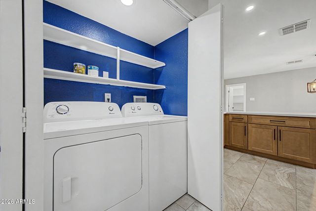 3628 W BANFF Lane, Phoenix, AZ 85053