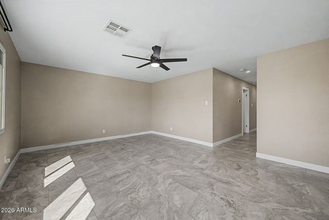 3628 W BANFF Lane, Phoenix, AZ 85053